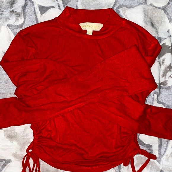 Steve Madden size XS red long sleeved crop top - Picture 4 of 5
